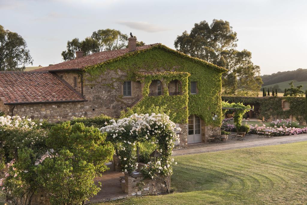 לינה וארוחת בוקר ביבונה Relais Sant'Elena מראה חיצוני תמונה